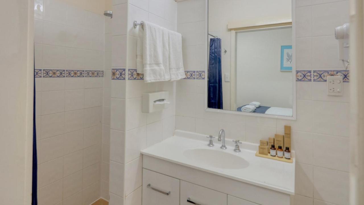 Border Motel Гундивинди Экстерьер фото