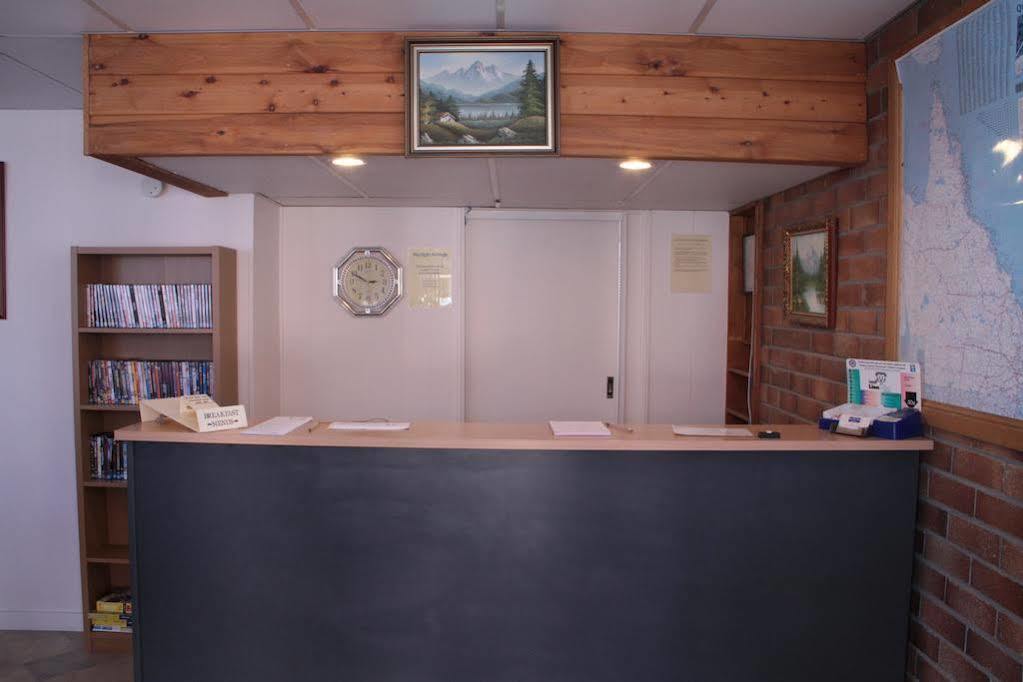Border Motel Гундивинди Экстерьер фото