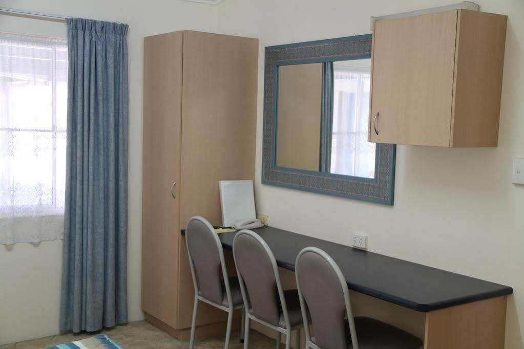 Border Motel Гундивинди Экстерьер фото